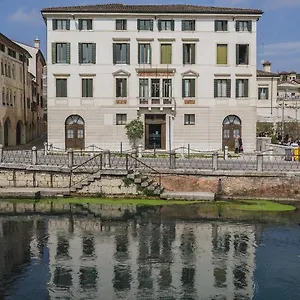 Le Di Palazzo Bortolan Gasthuis Treviso